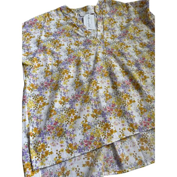 Karlie Floral V Neck Pleated Flowing Top Yellow Size Large - Picture 9 of 13